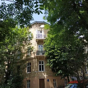 https://kimnata-v-serzi-lvova.hotelslviv.net